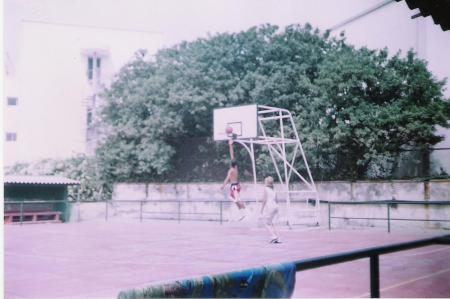 c moi entrien de jouer au bascket chwi fort xxxxxxxxx..